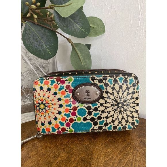 Fossil Handbags - Fossil Key-Per Jewelry Purse Keeper